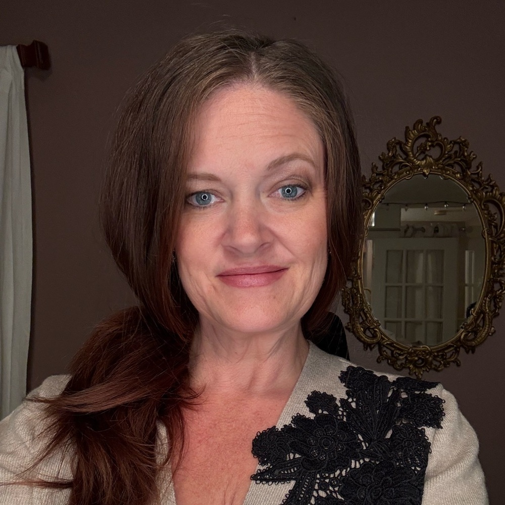 Meet your Posher, Julie